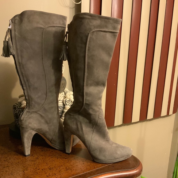 Suede tall boots - Picture 1 of 1